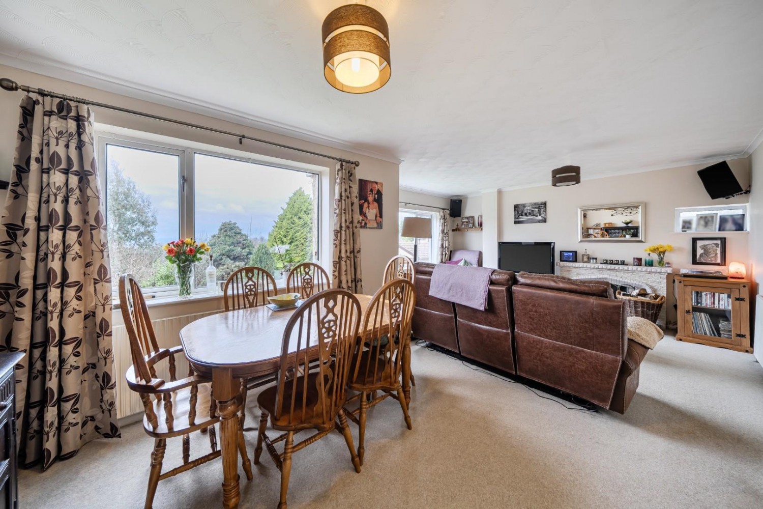 Orchard Leaze, Dursley