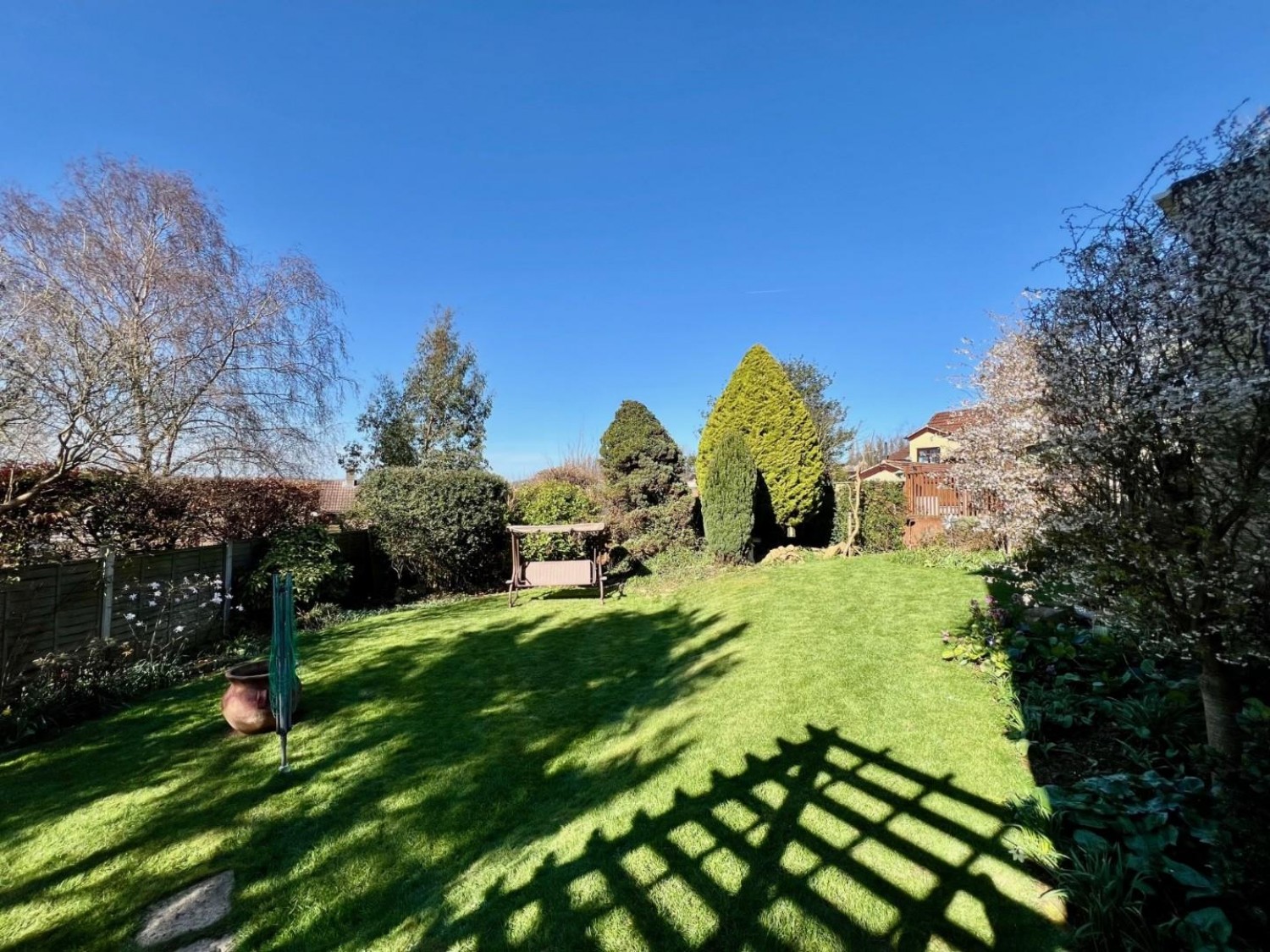 Orchard Leaze, Dursley