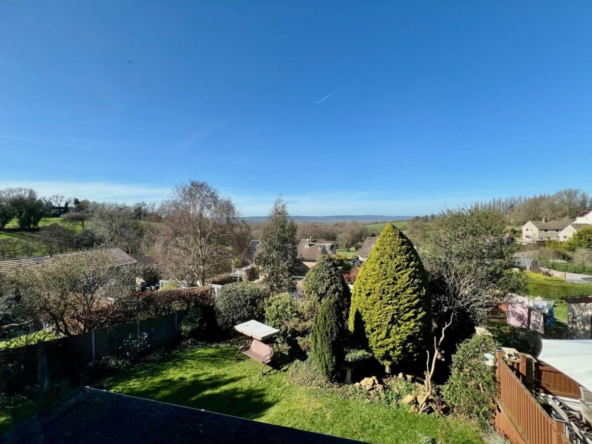 Orchard Leaze, Dursley