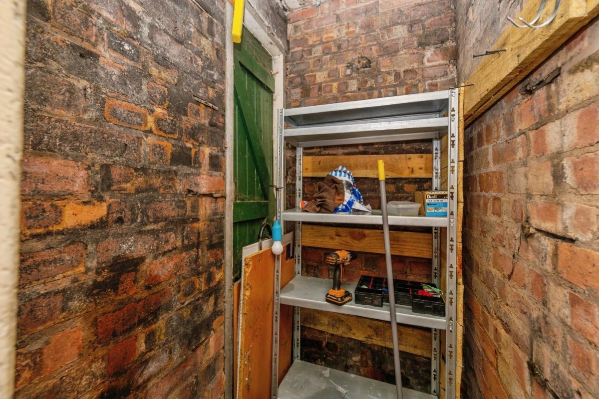 Sutton Avenue, Tamworth