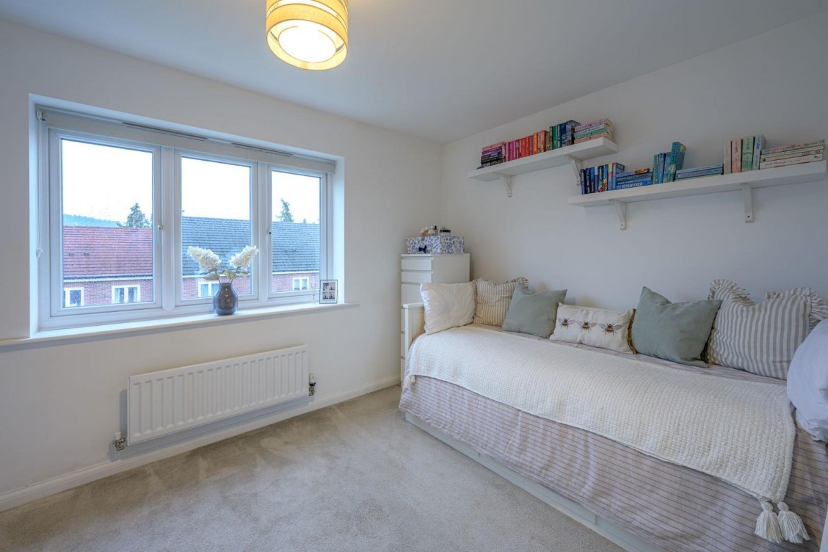 Appletree Close, Wombourne