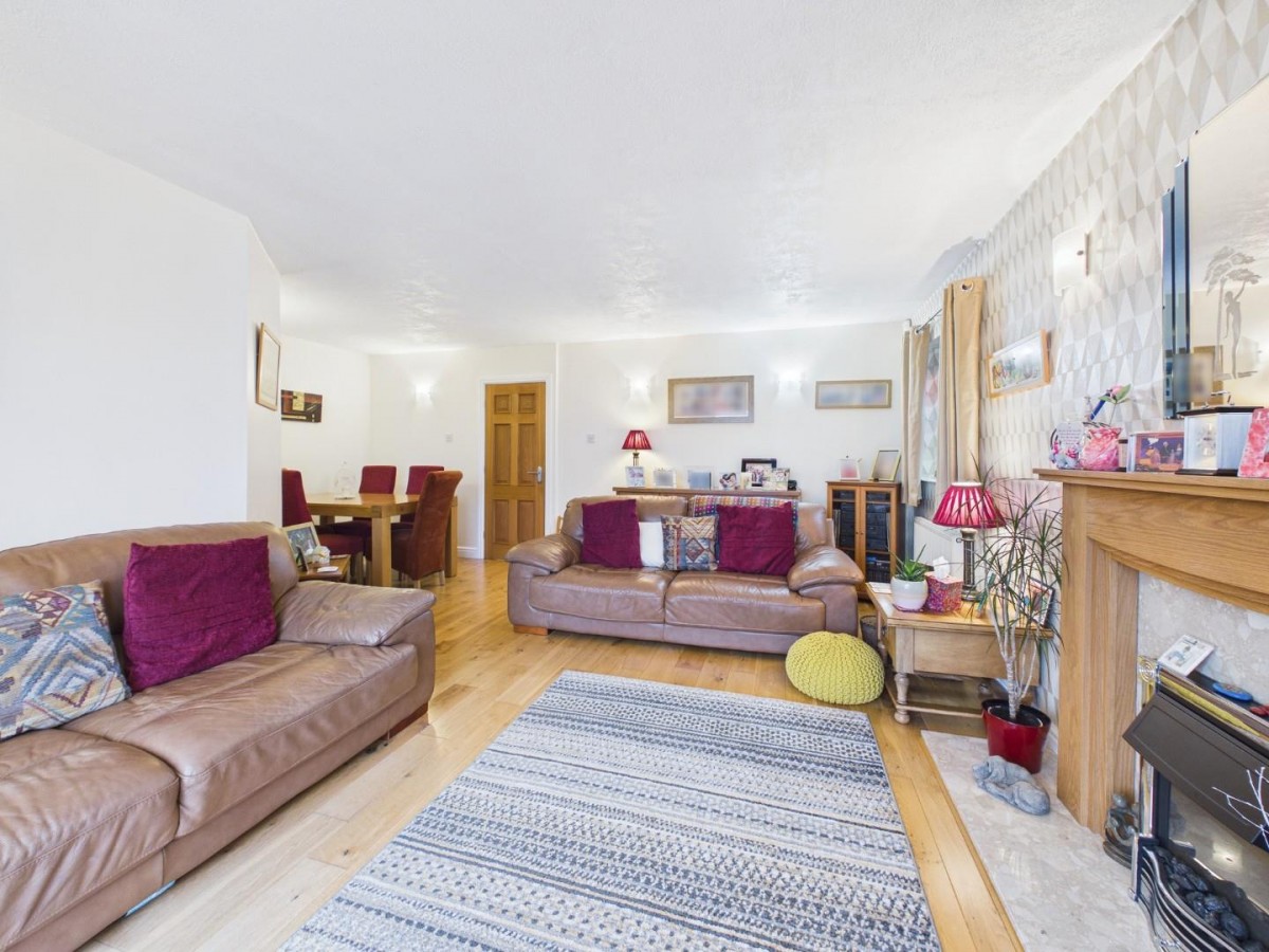 Rombalds Drive, Gilstead, Bingley