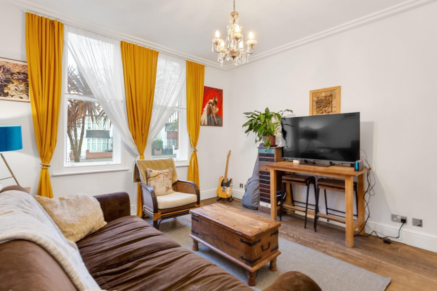 Finchley Road, Hampstead, London, NW3