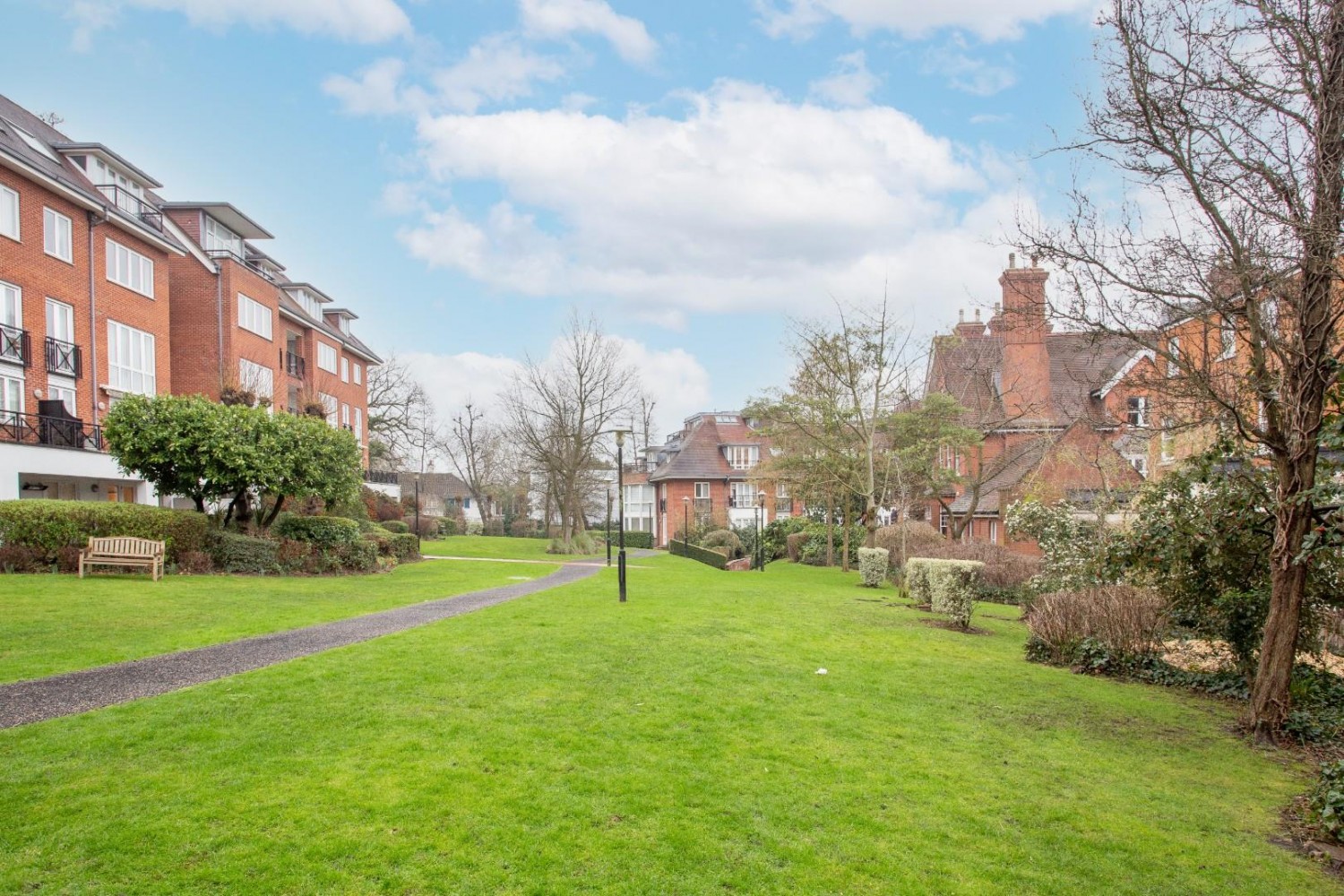 Finchley Road, Hampstead, London, NW3