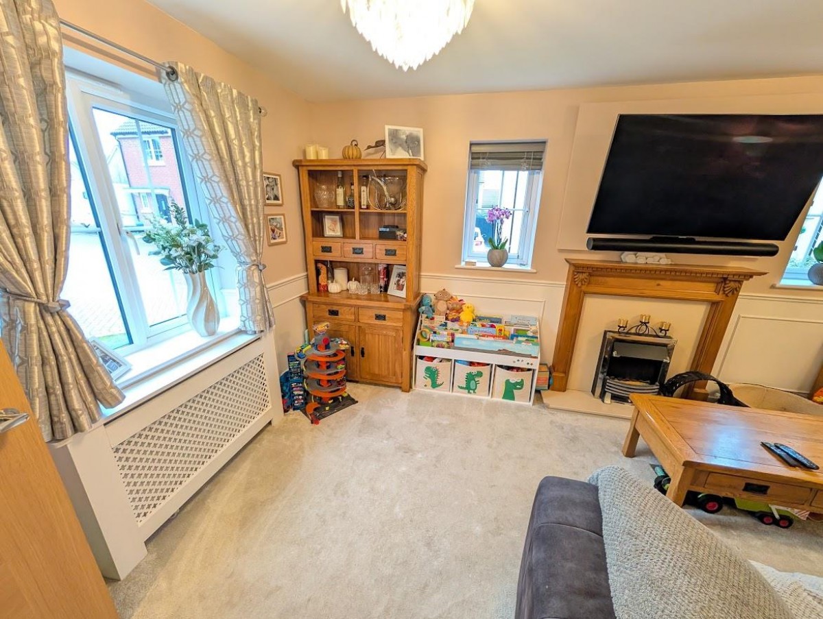 Meadow Brown Close, Thornbury, Bristol