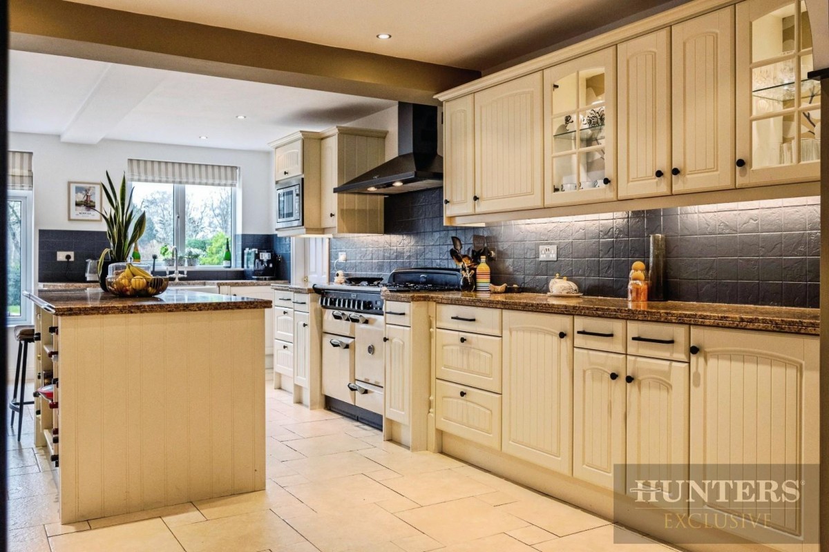 Maple Walk, Brandesburton, Driffield