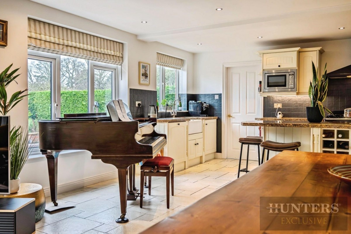 Maple Walk, Brandesburton, Driffield