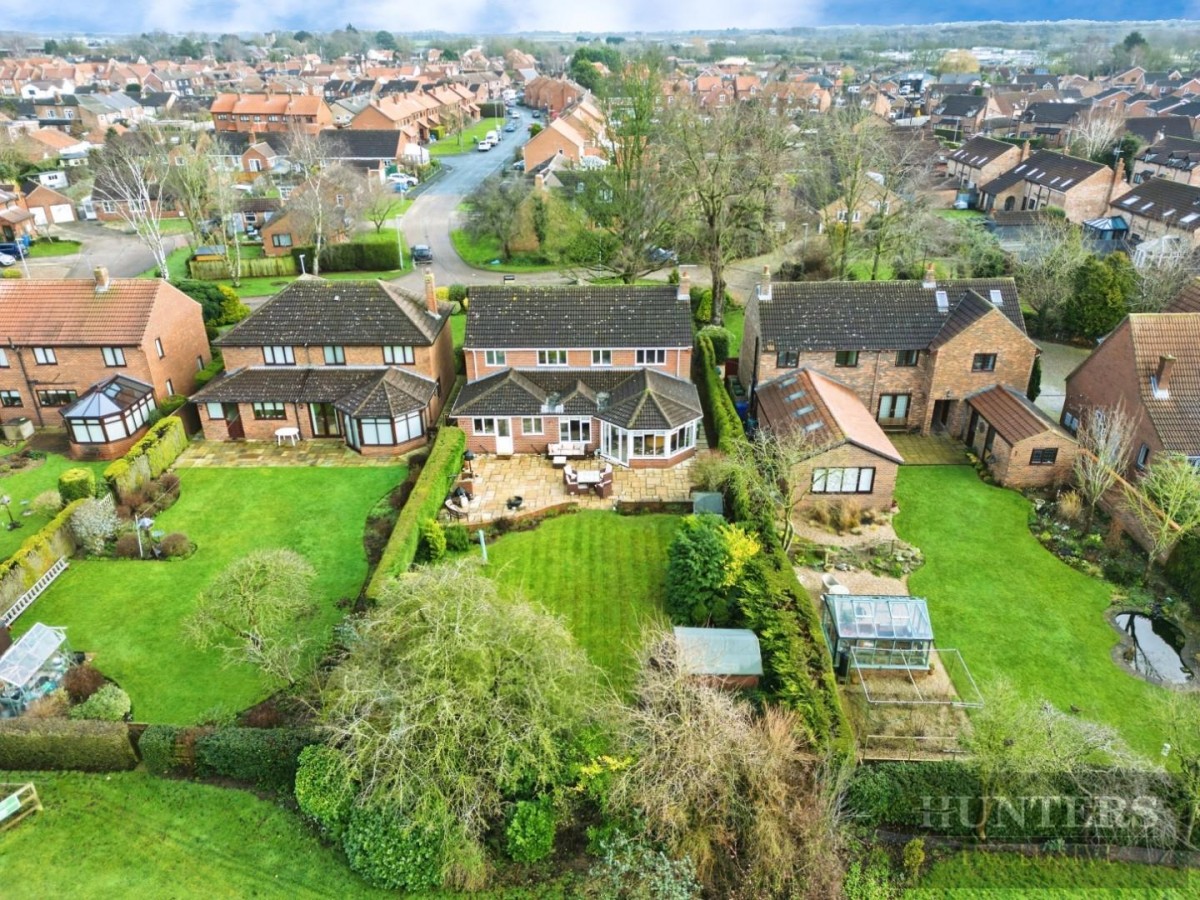 Maple Walk, Brandesburton, Driffield