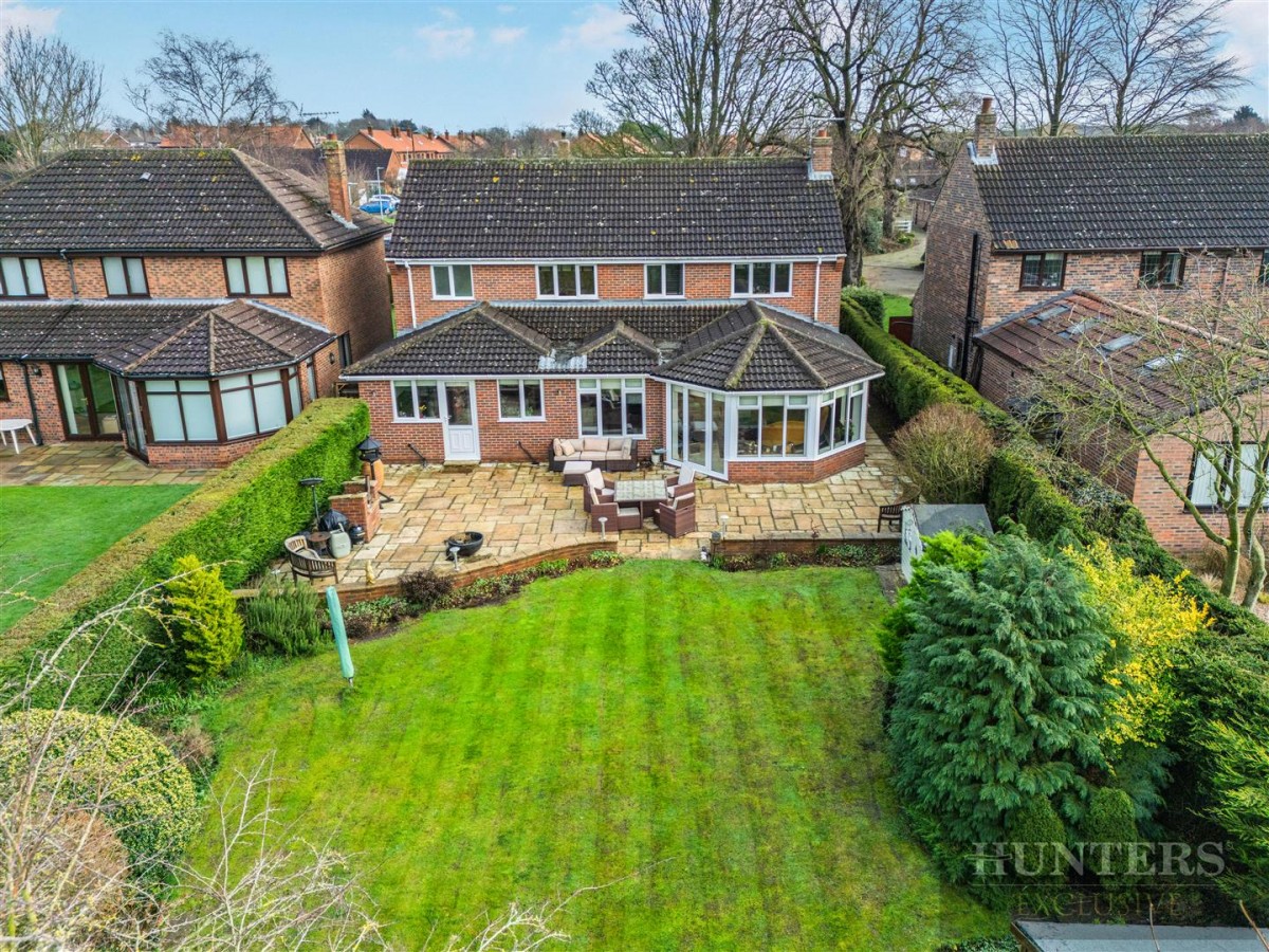 Maple Walk, Brandesburton, Driffield