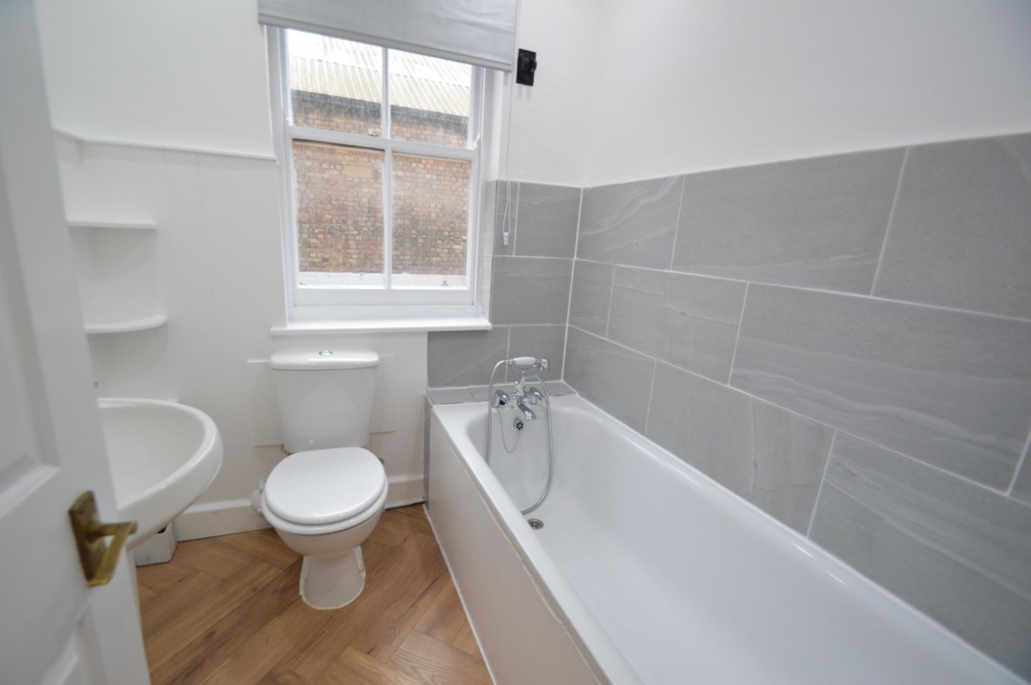 Clapham Road, London, SW9