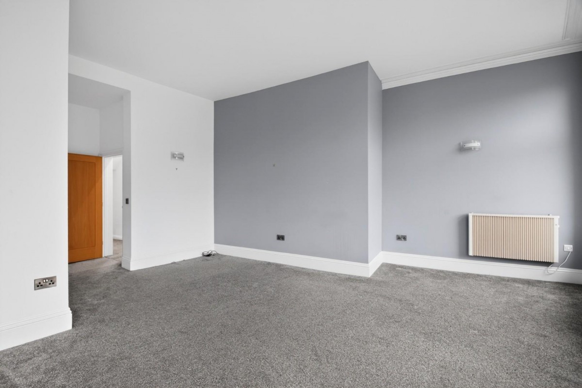 Royal Parade, Harrogate, HG1 2SZ