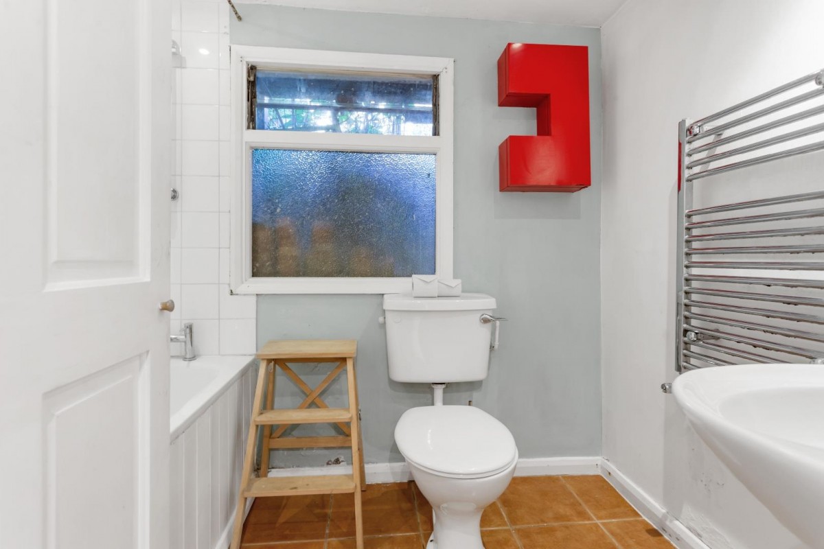 Londesborough Road, London, N16