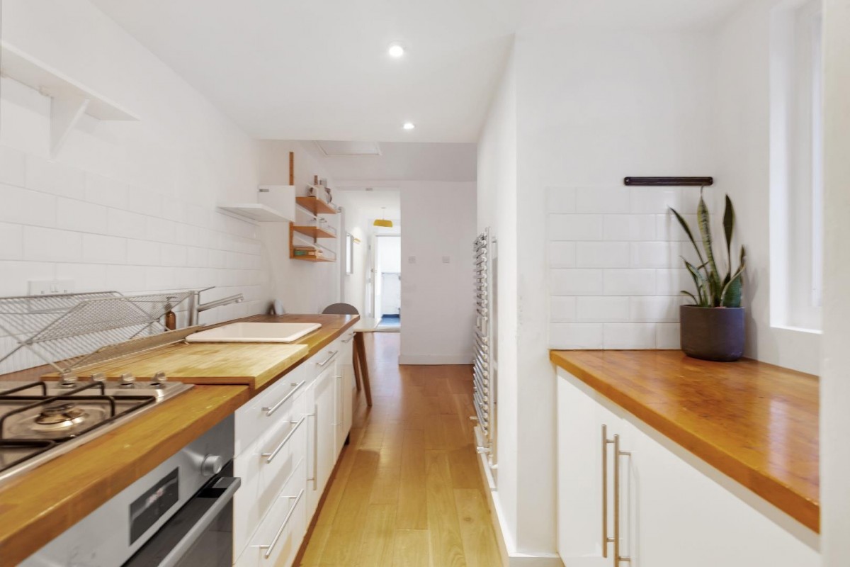 Londesborough Road, London, N16