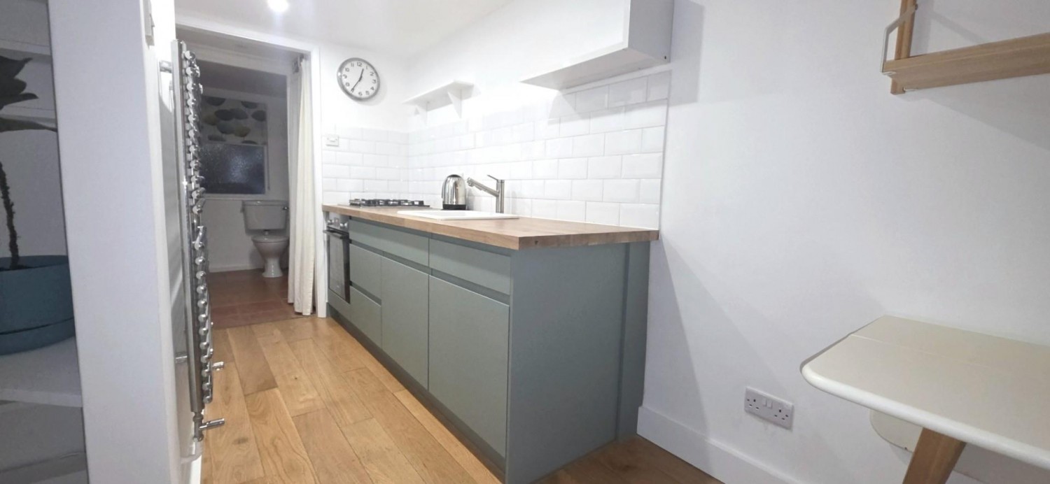 Londesborough Road, London, N16