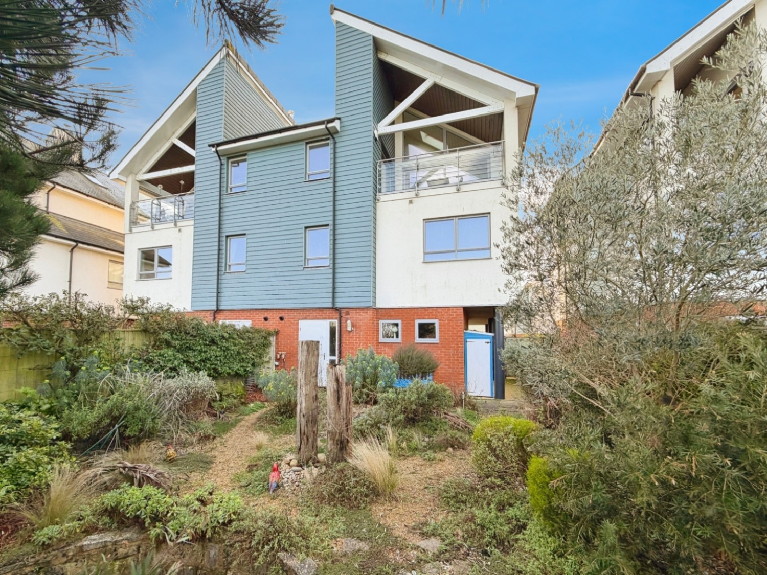 Imperial Gardens, Hythe