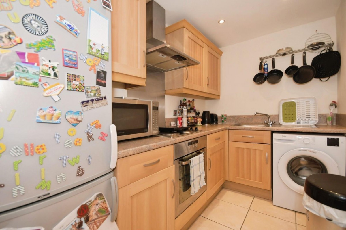 Linacre House, Archdale Close, Chesterfield, S40 2GE