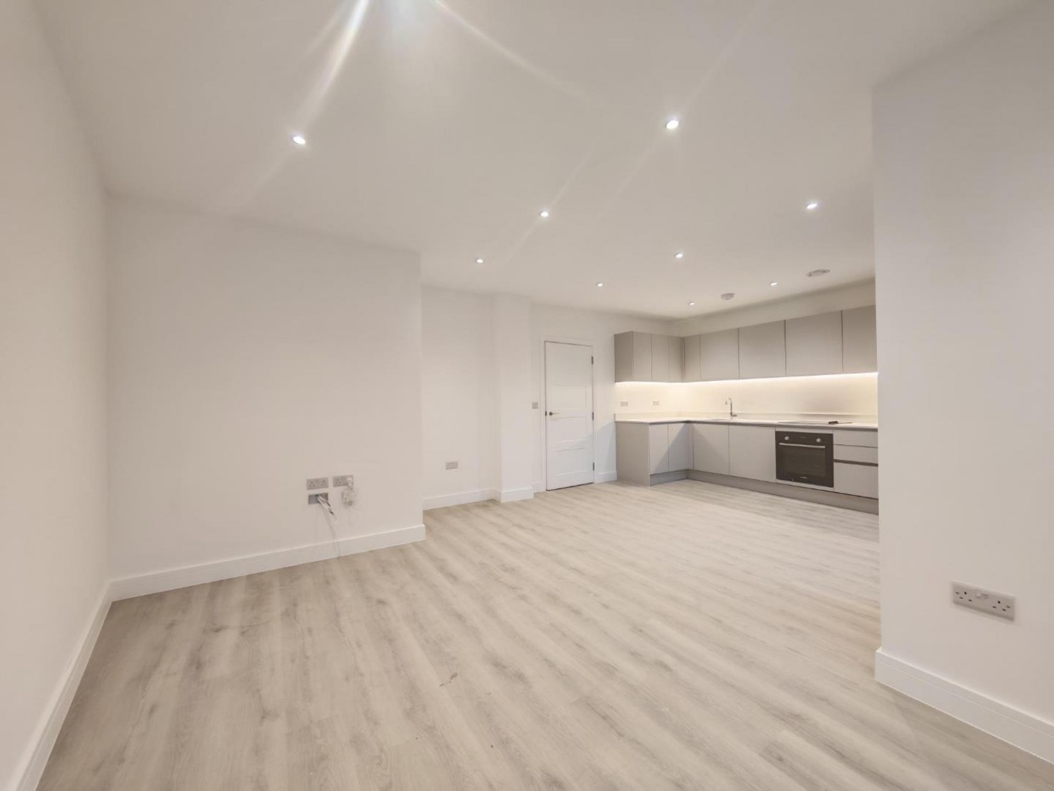 Peach Street, Wokingham