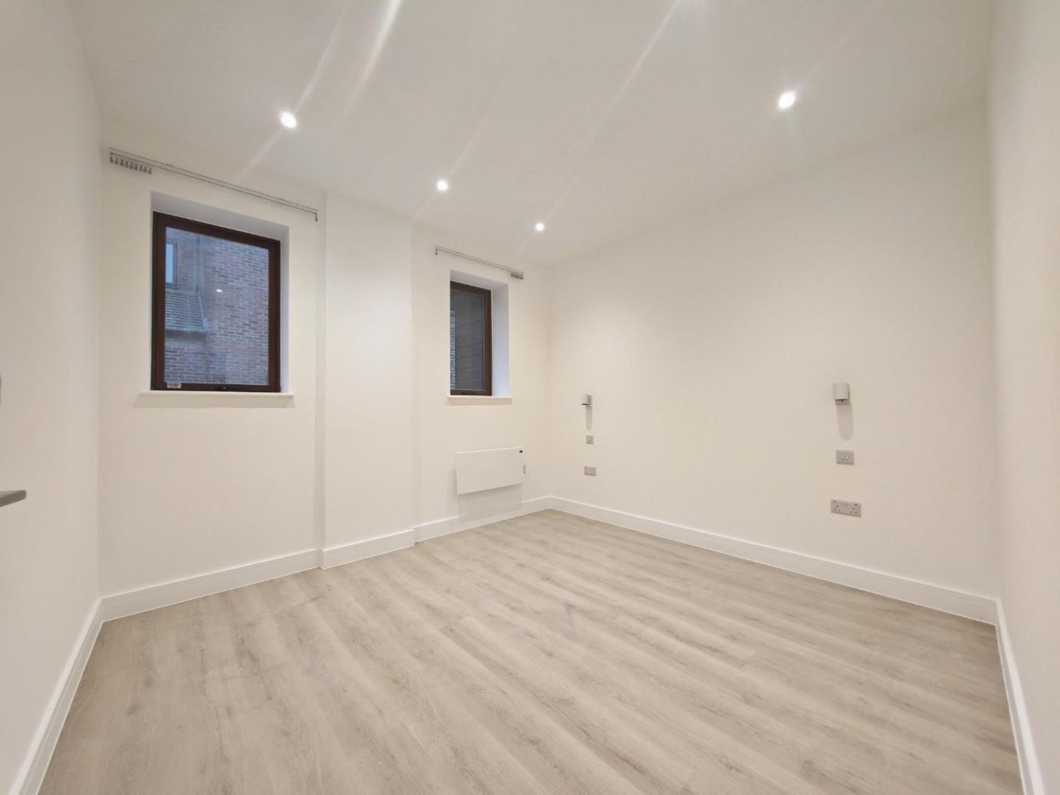 Peach Street, Wokingham