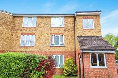 Frazer Close, Romford, RM1