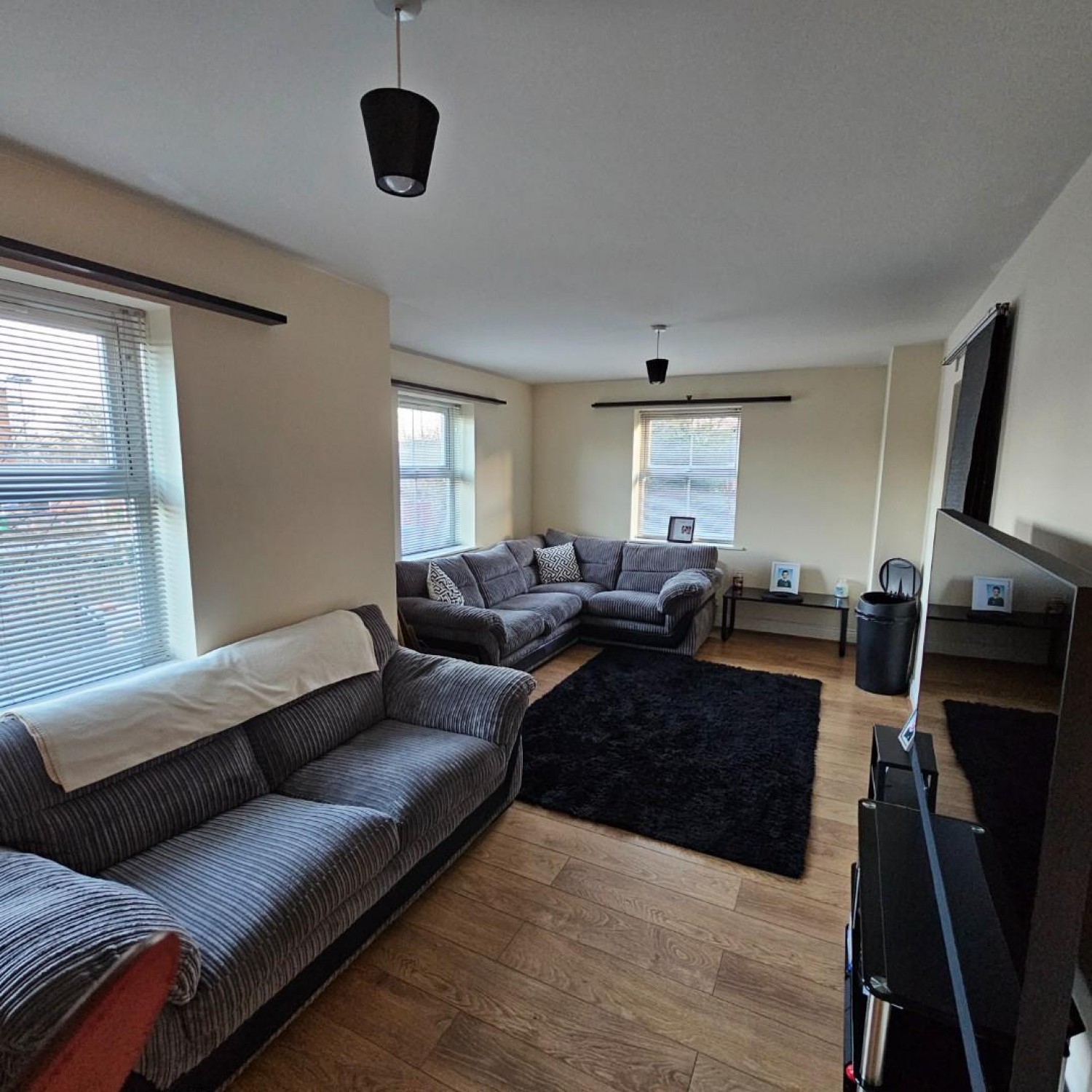 Snitterfield Drive, Shirley, Solihull B90 4AZ