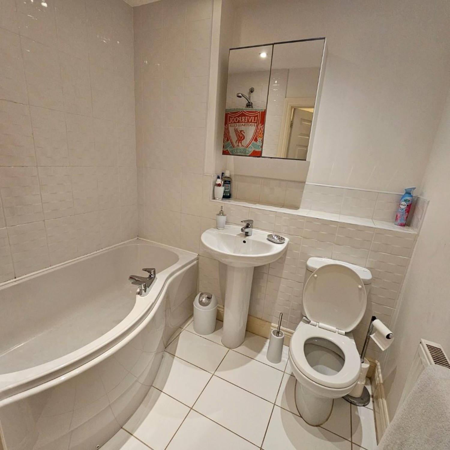 Snitterfield Drive, Shirley, Solihull B90 4AZ