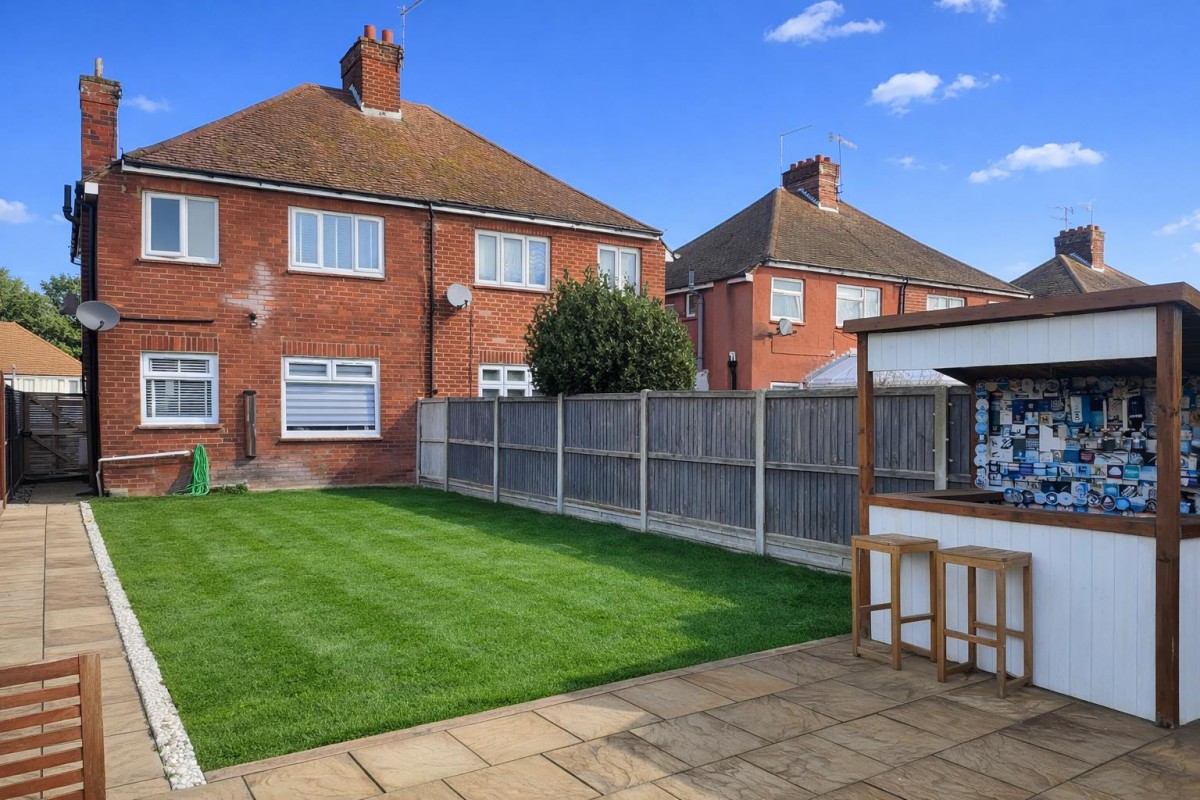 Old Park Avenue, Canterbury