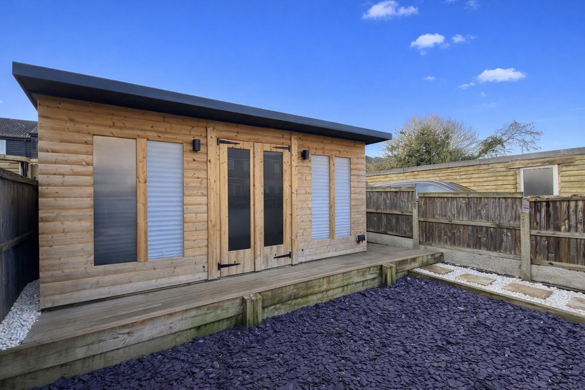 Old Park Avenue, Canterbury