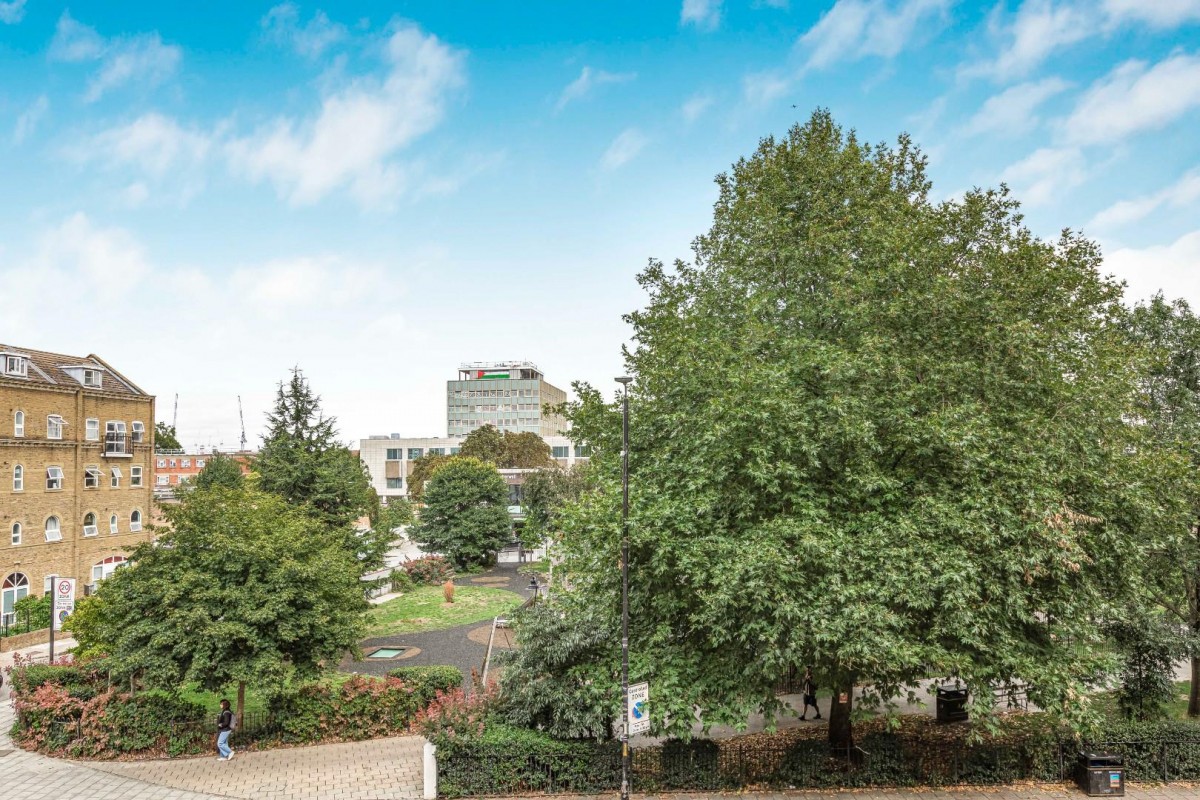 Camberwell Passage, London, SE5