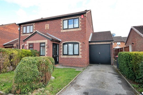 Pinewood, Atherstone