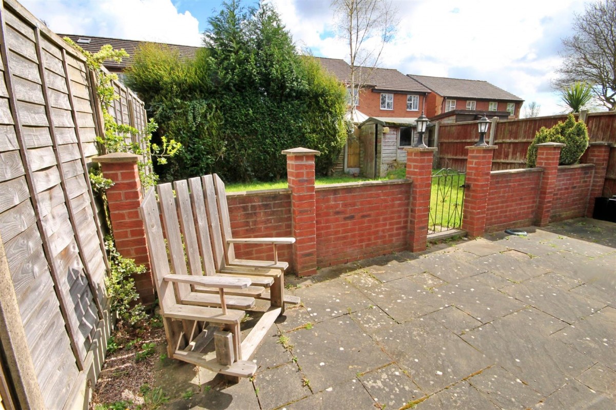 Pinewood, Atherstone