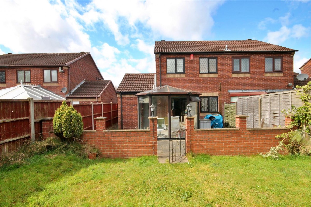 Pinewood, Atherstone