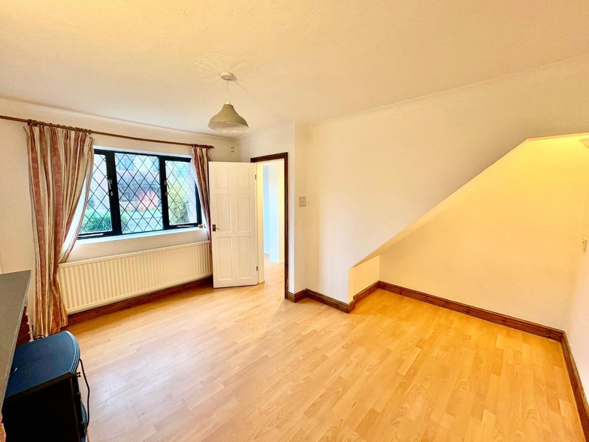 Pinewood, Atherstone