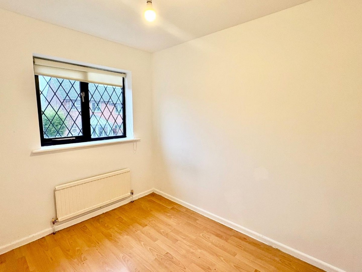 Pinewood, Atherstone