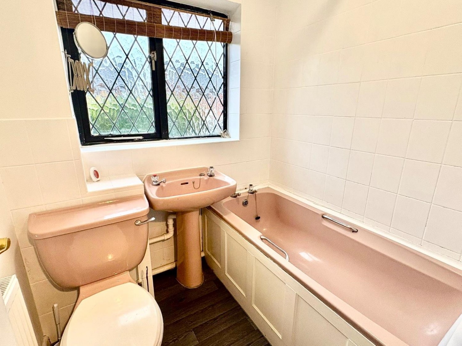 Pinewood, Atherstone