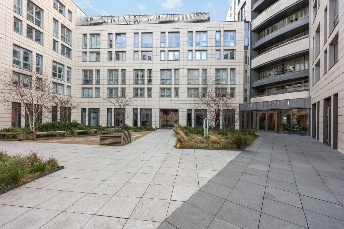 City Road, Shoreditch, EC1V