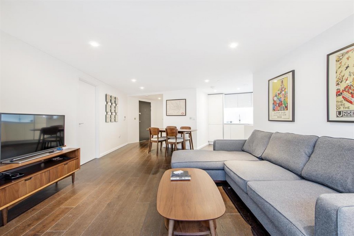 City Road, Shoreditch, EC1V