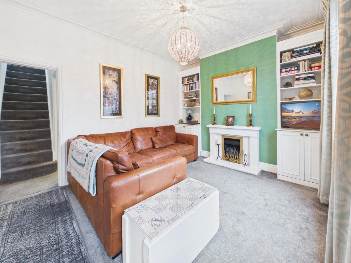 Unity Street South, Bingley