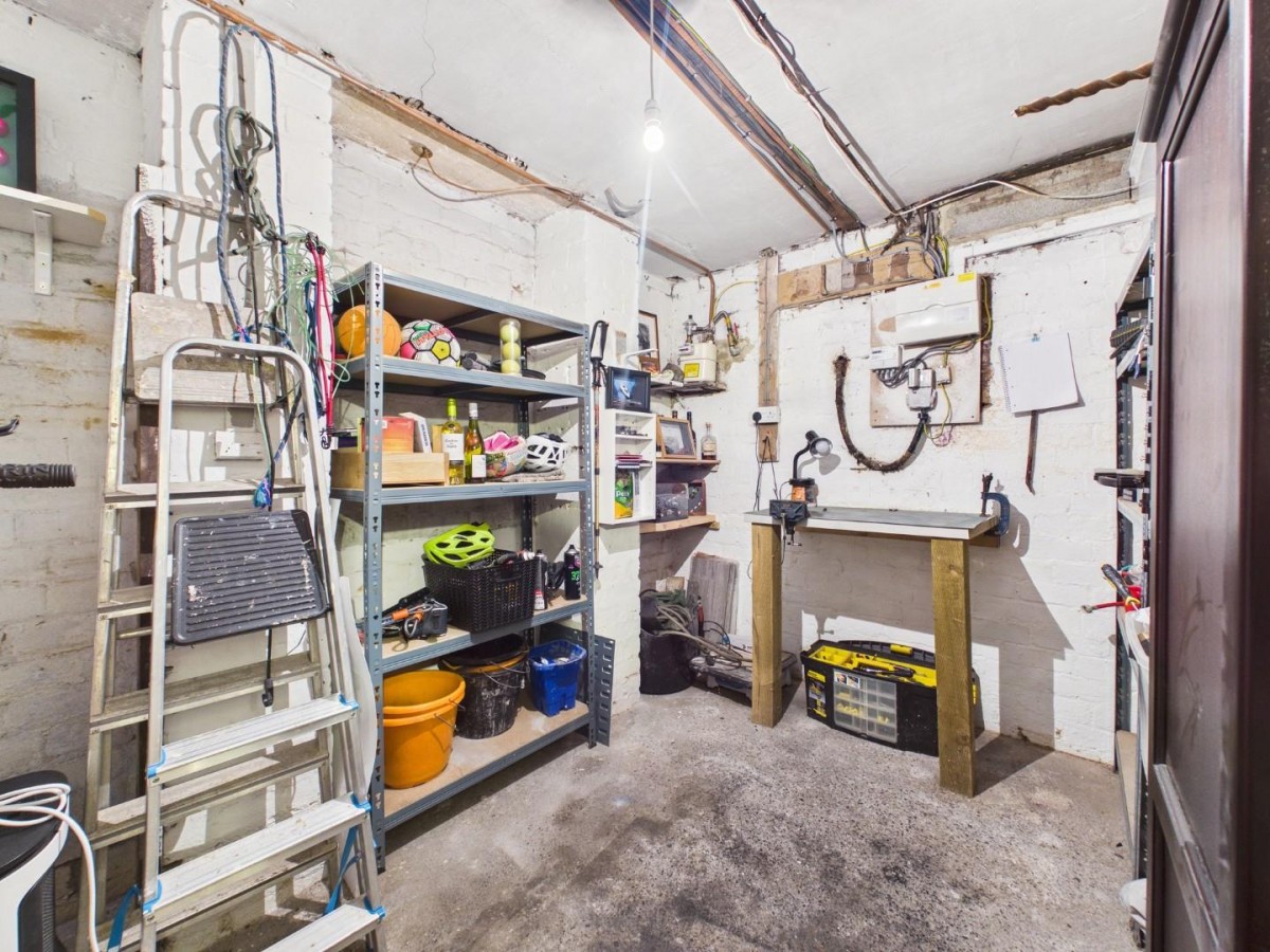 Unity Street South, Bingley