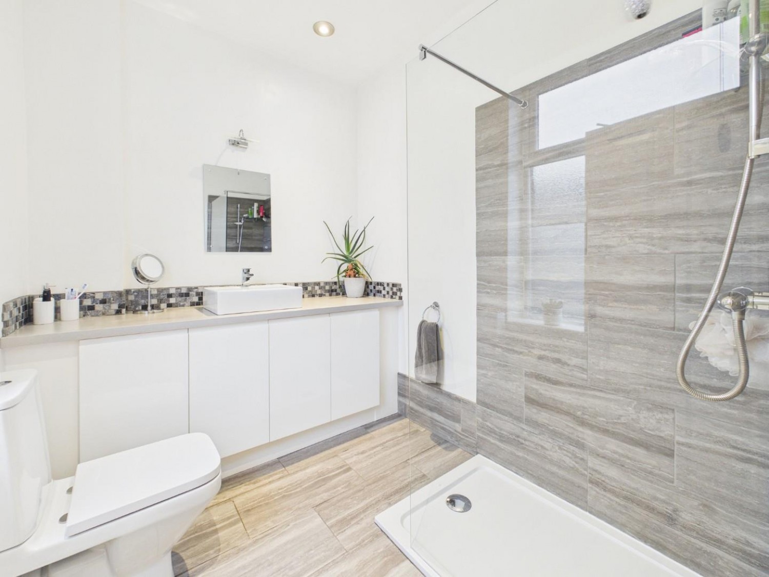 Unity Street South, Bingley