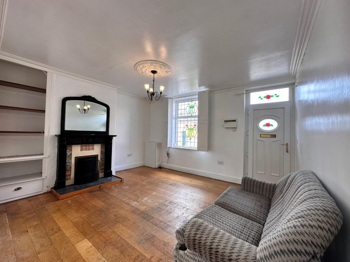 Dockfield Road, Shipley