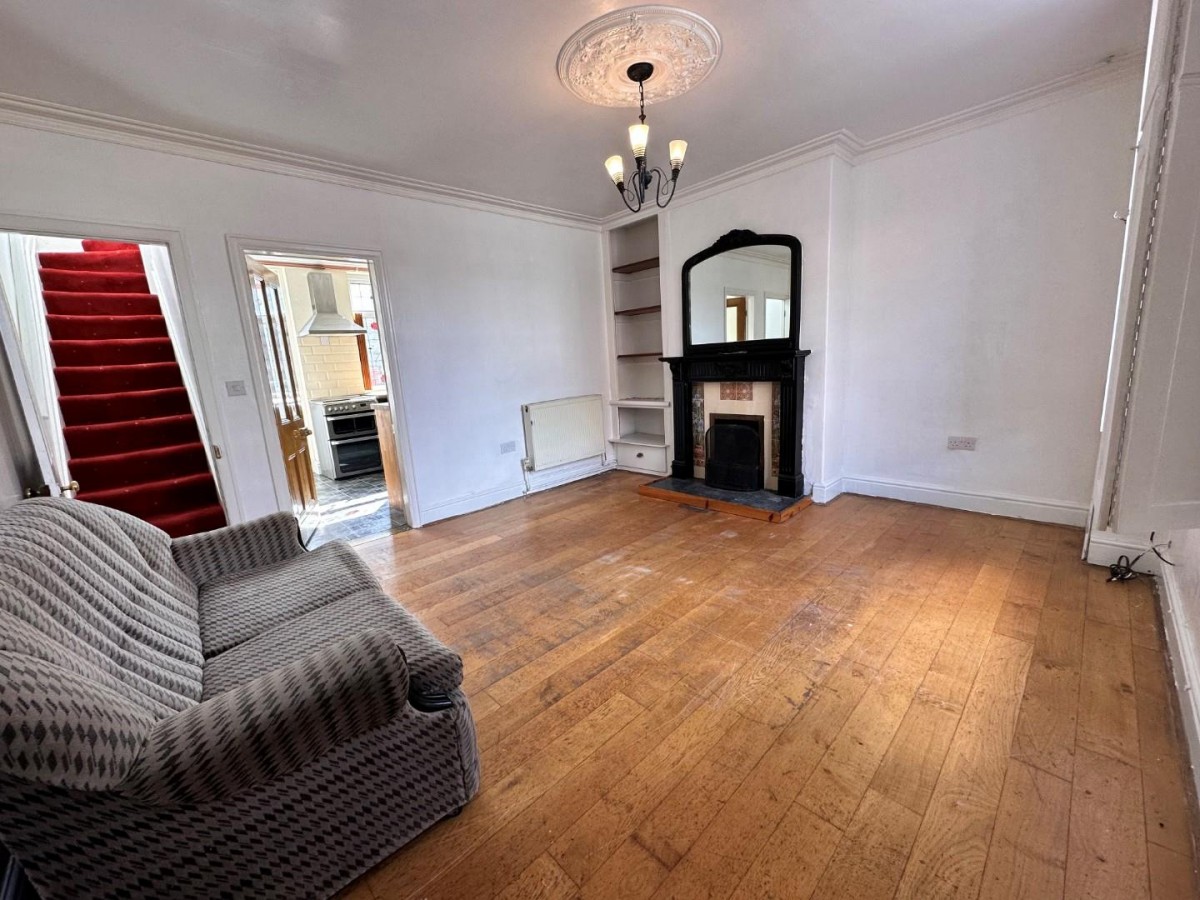 Dockfield Road, Shipley