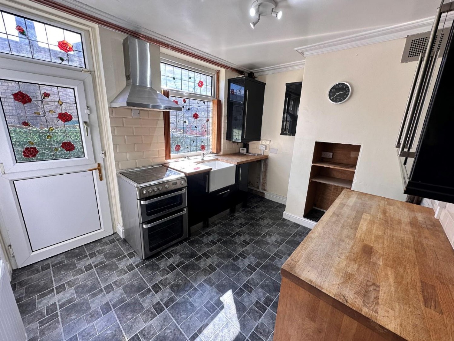 Dockfield Road, Shipley