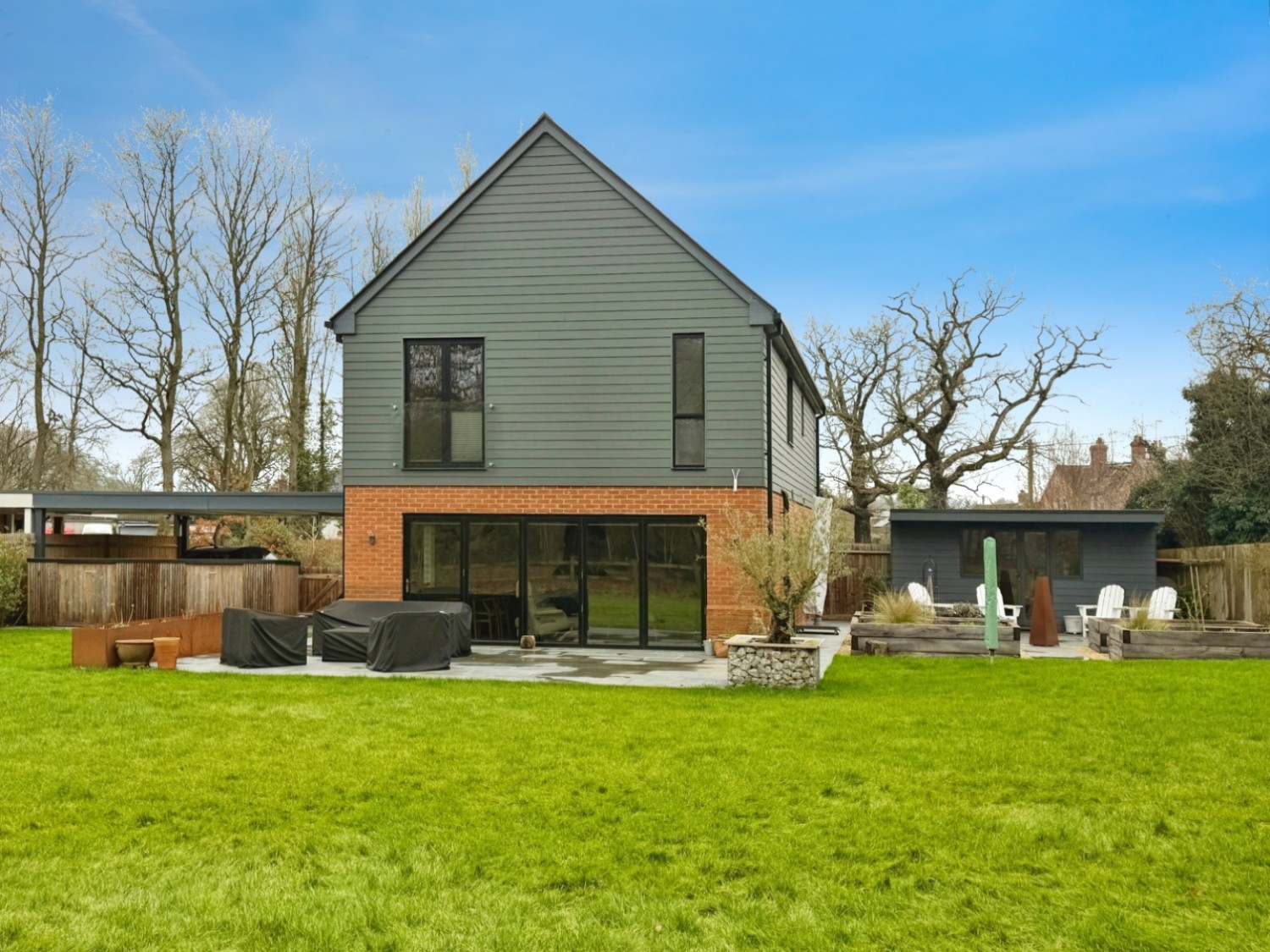 OTIUM LAKE, PLUCKLEY