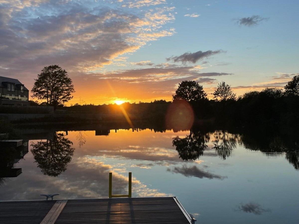 OTIUM LAKE, PLUCKLEY