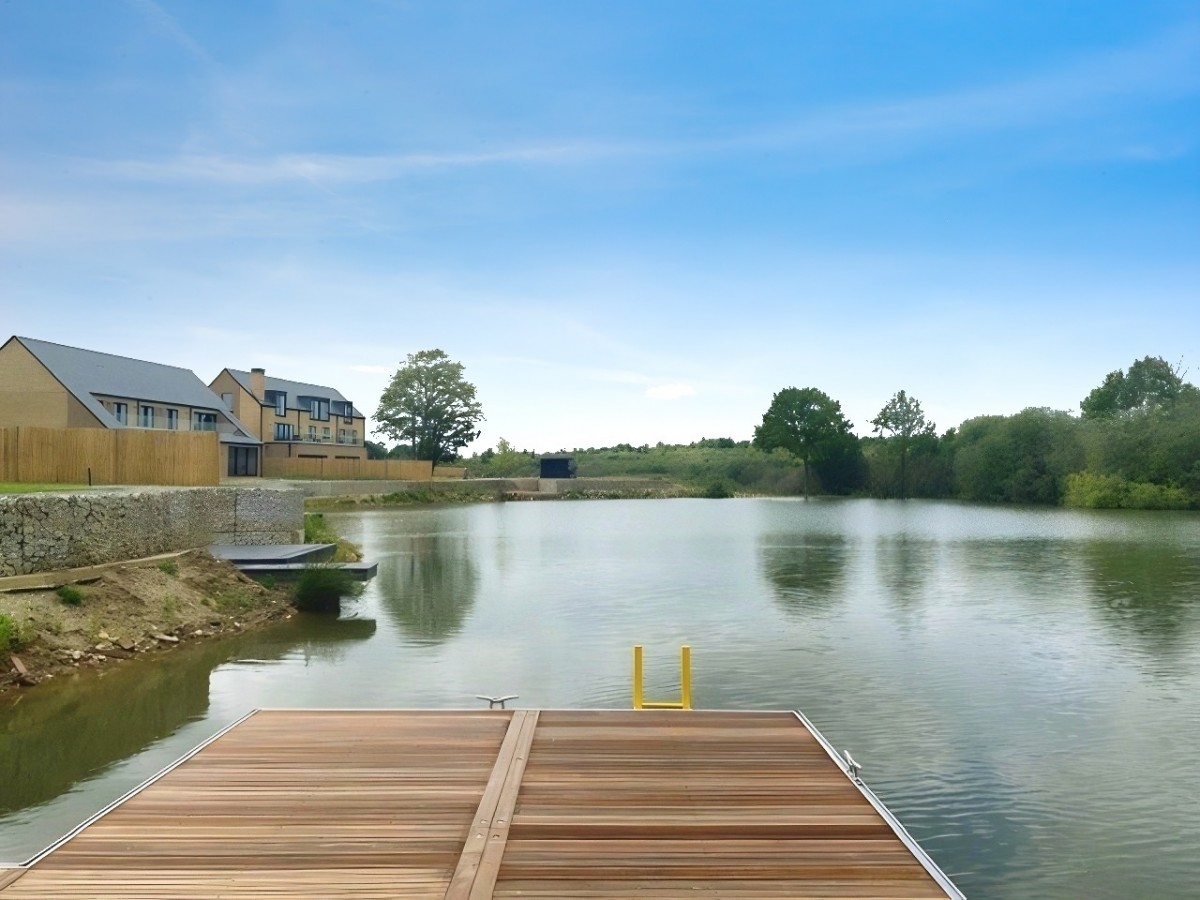 OTIUM LAKE, PLUCKLEY