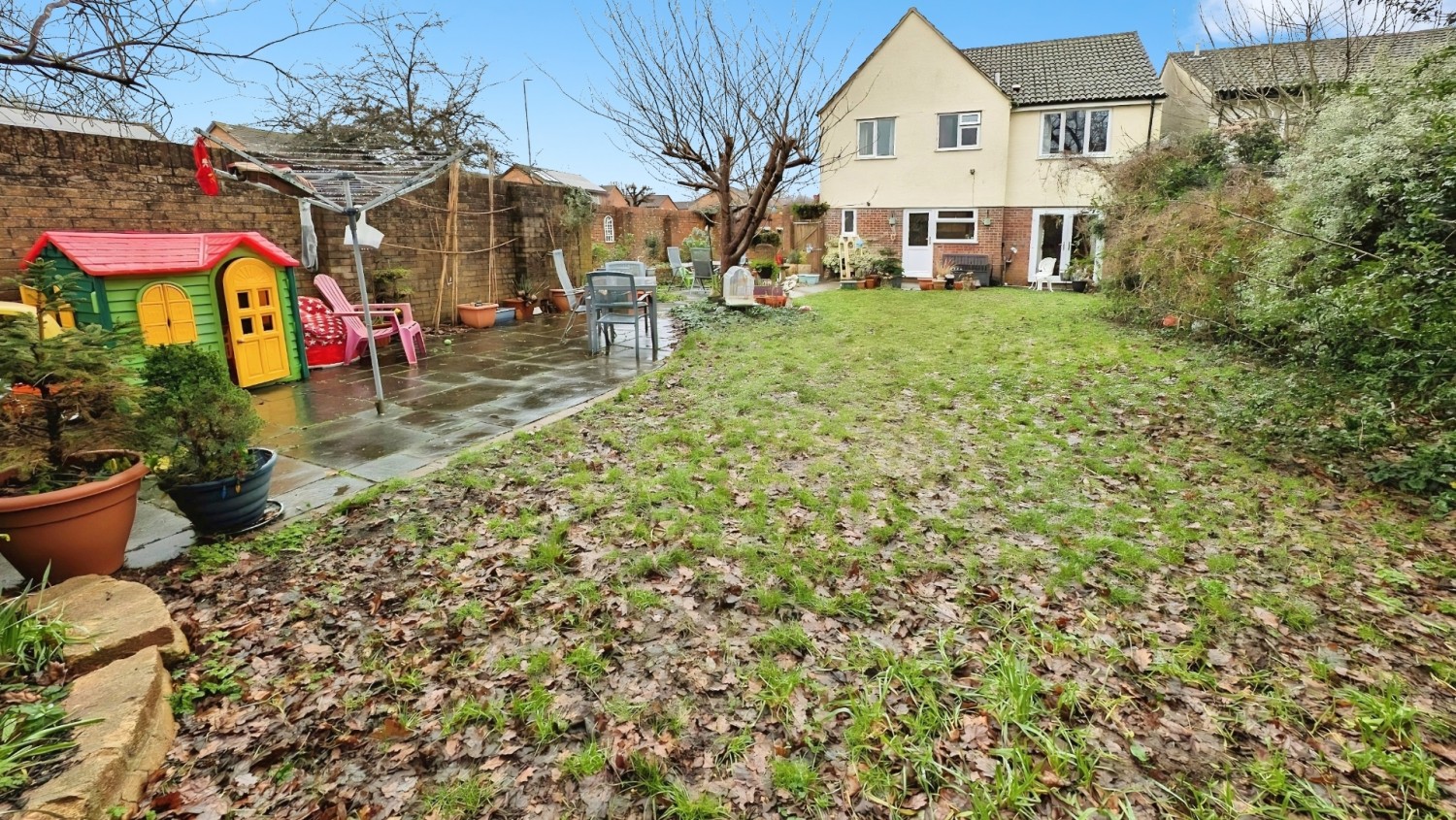 Ash Close, Yate, Gloucestershire