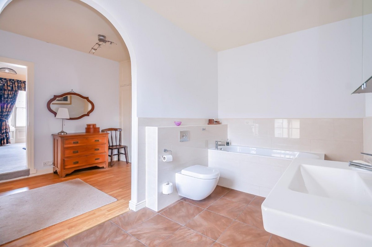 North Bar Without, Beverley, HU17 7AG