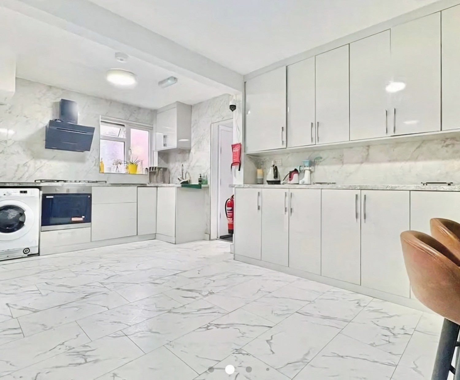 Cambridge Close, Hounslow