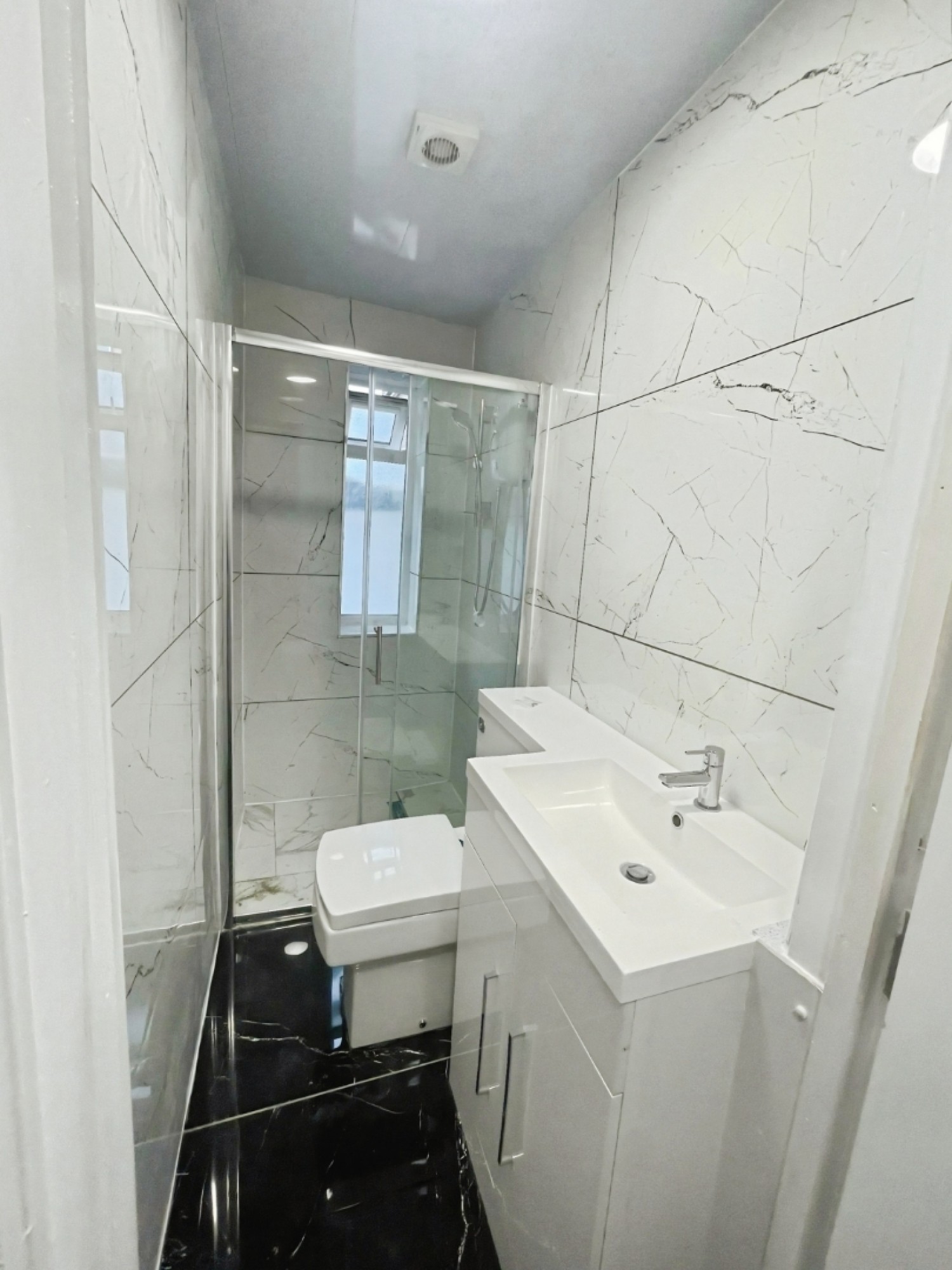 Cambridge Close, Hounslow