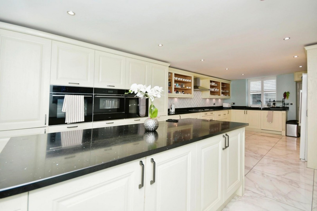 Middle Lane, Grenoside, S35